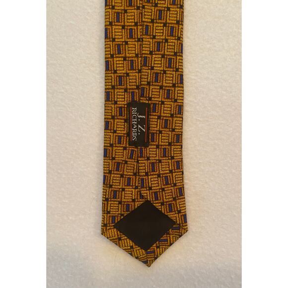 JZ Richards All Silk Handmade Necktie Geometric Elegant L:61” W:3.75” - Picture 4 of 4